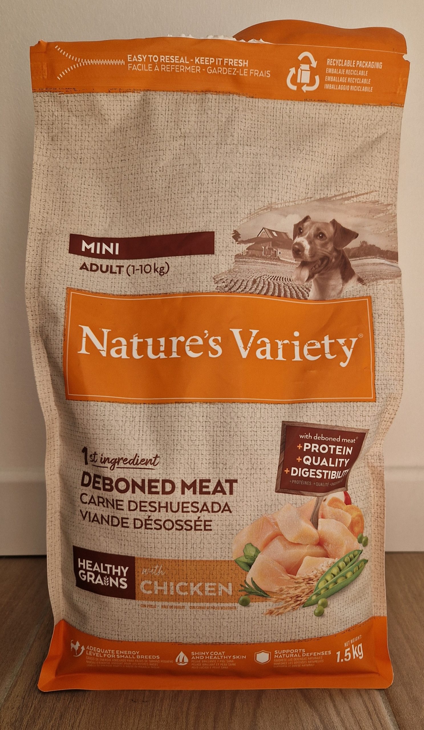 Mon paquet de croquettes Nature’s Variety Healthy Grains Mini pour mon Spitz nain